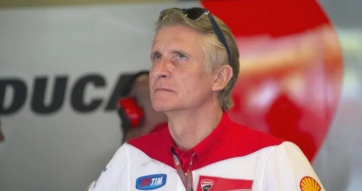 MotoGP, Ciabatti: "Sviluppiamo la Ducati 2017 per Lorenzo"