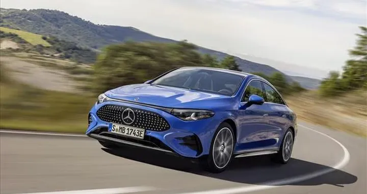 Mercedes CLA EQ 250+: consumi record e 5 stelle per la sostenibilità