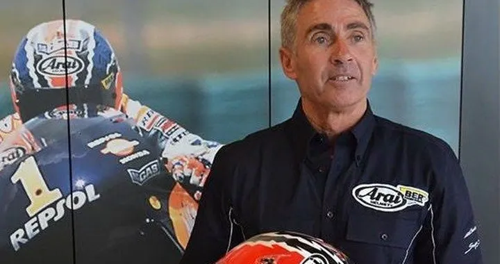 Un casco autografato da Doohan per i terremotati