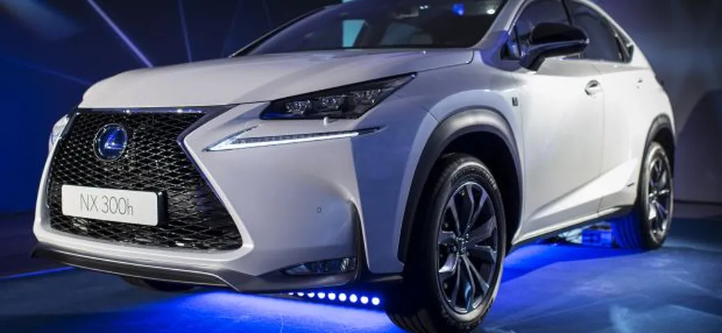 Lexus NX: video, foto e informazioni