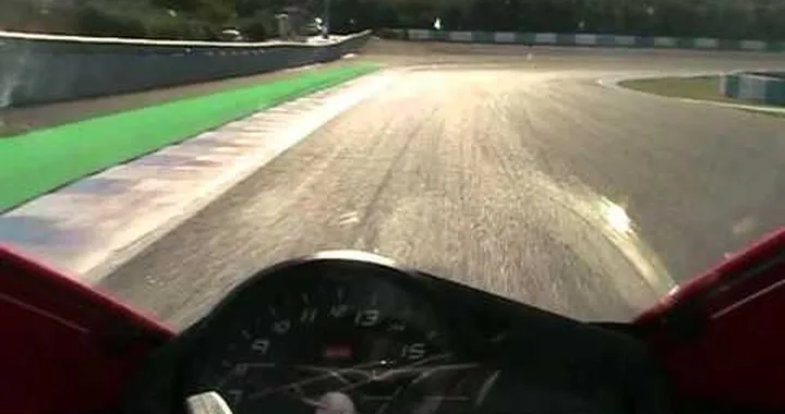 Aprilia RSV4 APRC 2011 test Jerez  - Parte 1