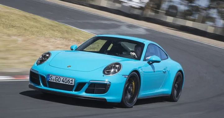 Porsche: stop alle vendite? Solo limitazione temporanea