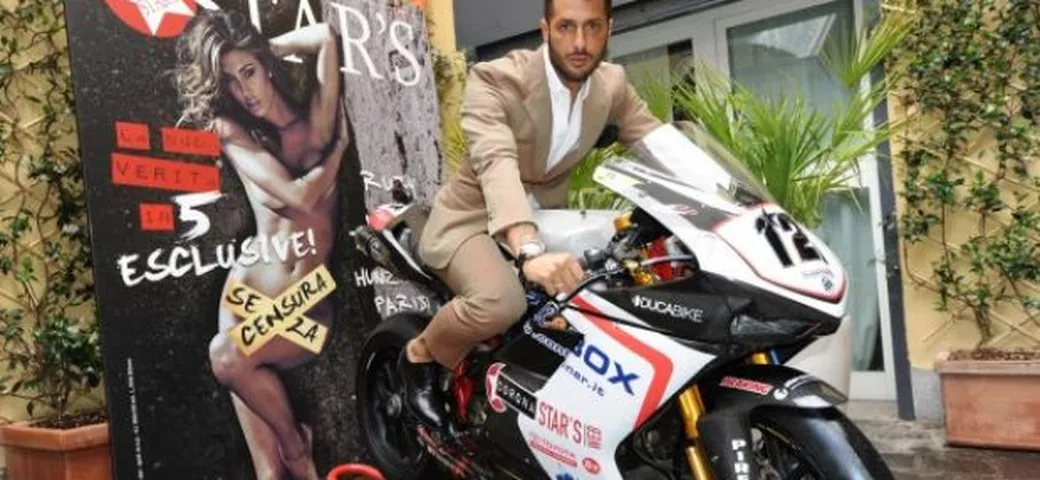 Fabrizio Corona porta il Gossip in Superbike