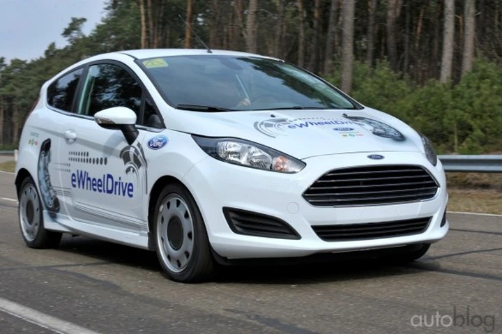 Ford Fiesta Elettrica eWheel Drive Schaeffler: la prova