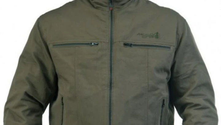 Abbigliamento: nuovo completo da strada Moto One
