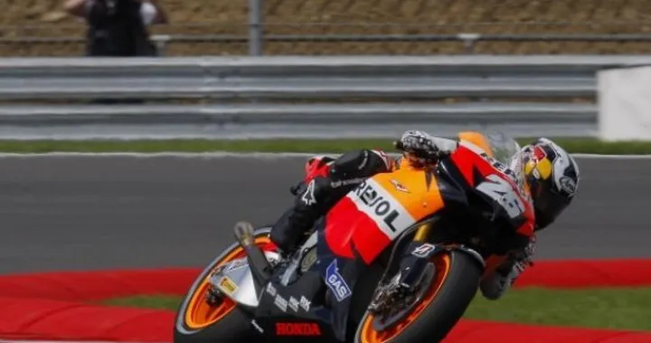 MotoGP: Dani Pedrosa vince davanti a Jorge Lorenzo. Stoner terzo dopo un'epica battaglia contro il fuoriclasse Rossi