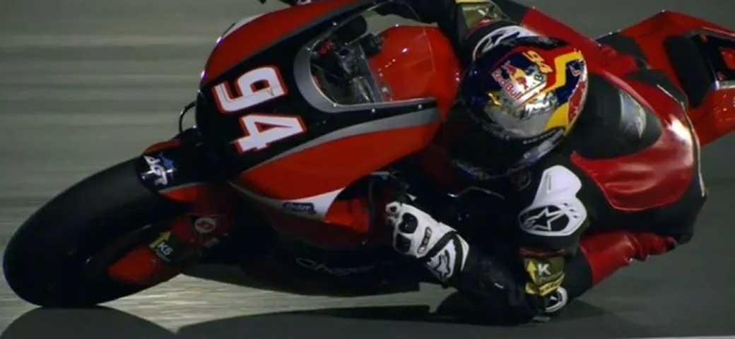 Moto2 Qatar 2015: vince Folger su Simeon e Luthi
