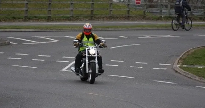 Foto spia Triumph Cruiser