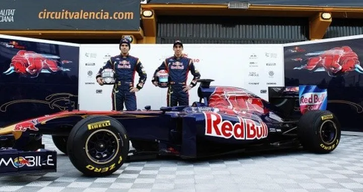 Toro Rosso STR6 Formula 1 2011