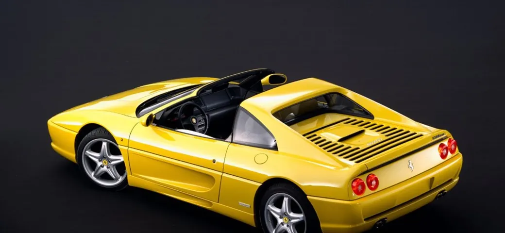 Ferrari: una nuova GT scoperta di tipo Targa