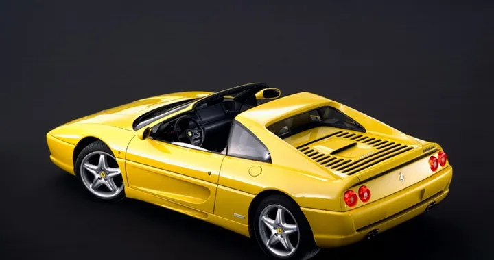 Ferrari: una nuova GT scoperta di tipo Targa