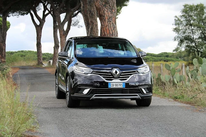 Renault Espace 2.0 Blue dCi Initiale Paris: la prova su strada