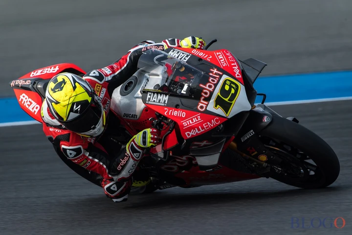 SBK Thailandia: Bautista precede Rea e Cortese nel Day-1