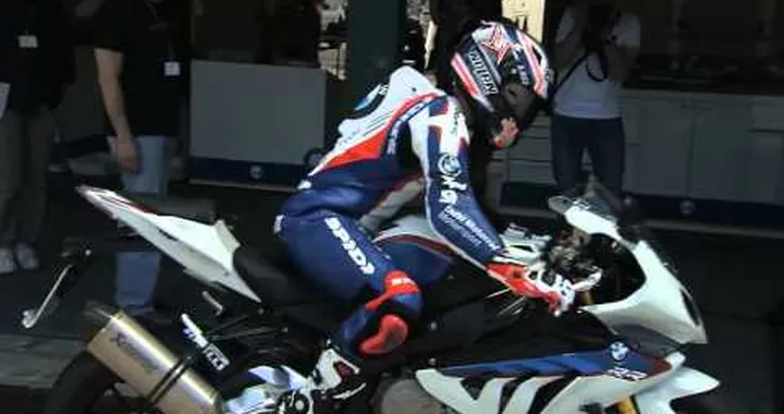 Test BMW S1000RR SBK 2012 - Intervista a Marco Melandri - Circuito di Misano