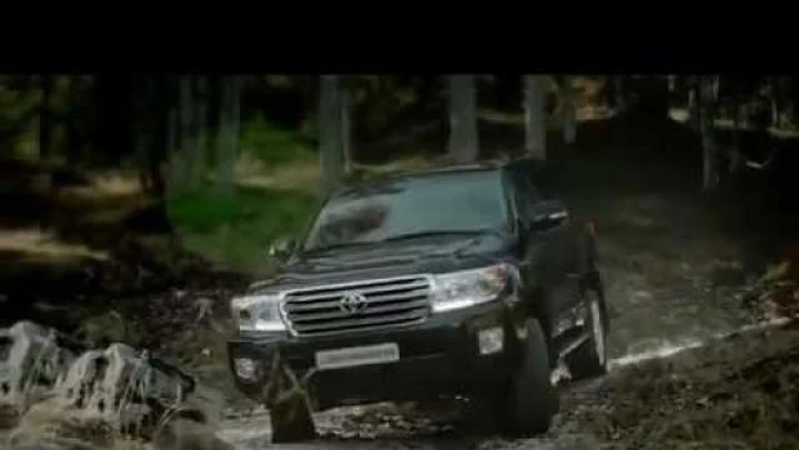 Video: Toyota Land Cruiser V8