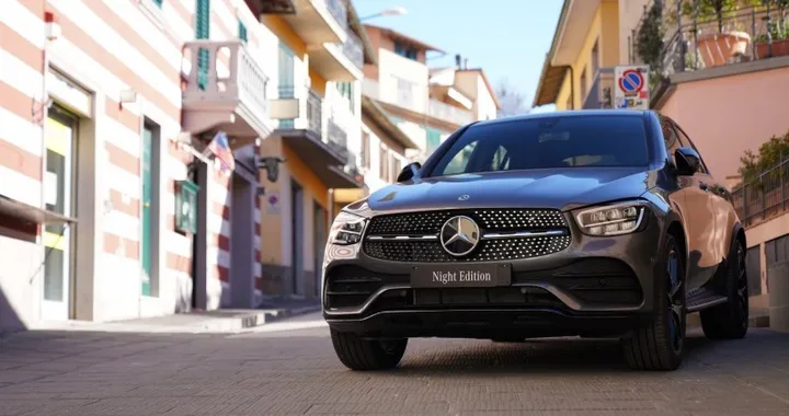 Mercedes GLC: debutta la versione Night Edition Plus