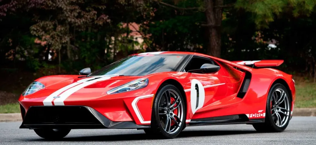 Ford GT ’67 Heritage Edition, all’asta un esemplare che ha percorso solo 11 km