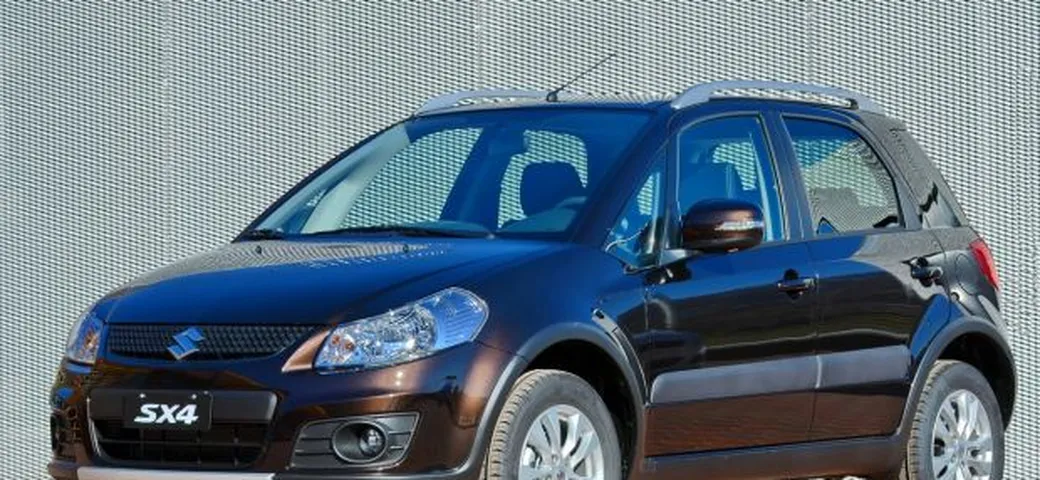 Suzuki Sx4: arrivano gli allestimenti Evolution ed Evolution+