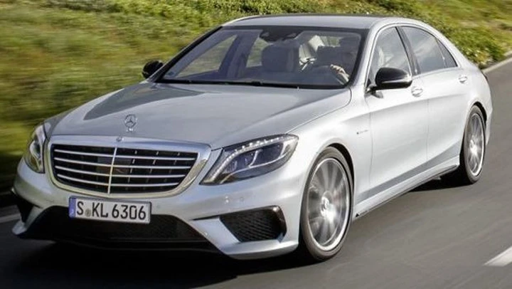 Mercedes S63 AMG: la 4Matic in Video