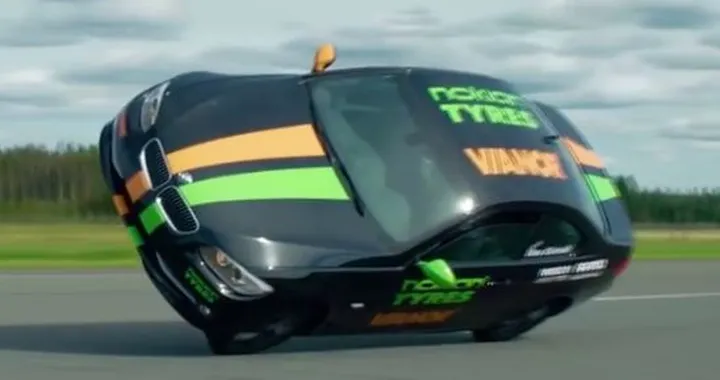 A 186 km/h su due ruote per il nuovo record di velocità [Video]