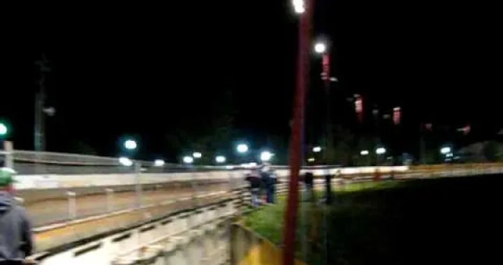 Kenny Roberts fa il pazzo con la TZ 750 a Indy