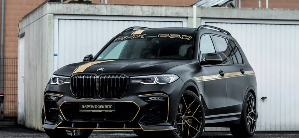 BMW X7: il tuning sportivo by Manhart Performance