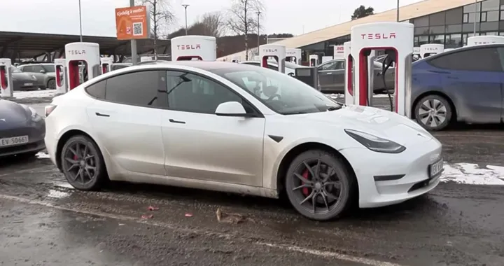 Tesla Model 3, come se la cava la batteria dopo 182.000 km al freddo