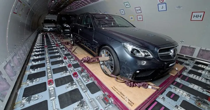 Trasportare una vettura dal Qatar a Londra? Costa 20.000 sterline