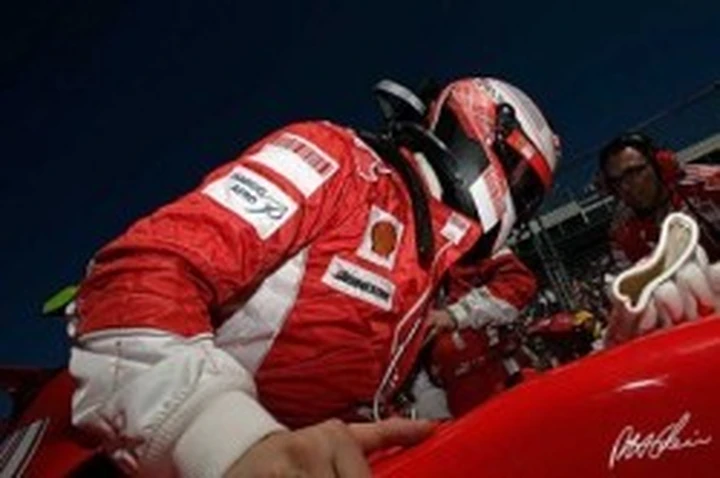 Al GP di Cina vince Raikkonen - Hamilton fuori