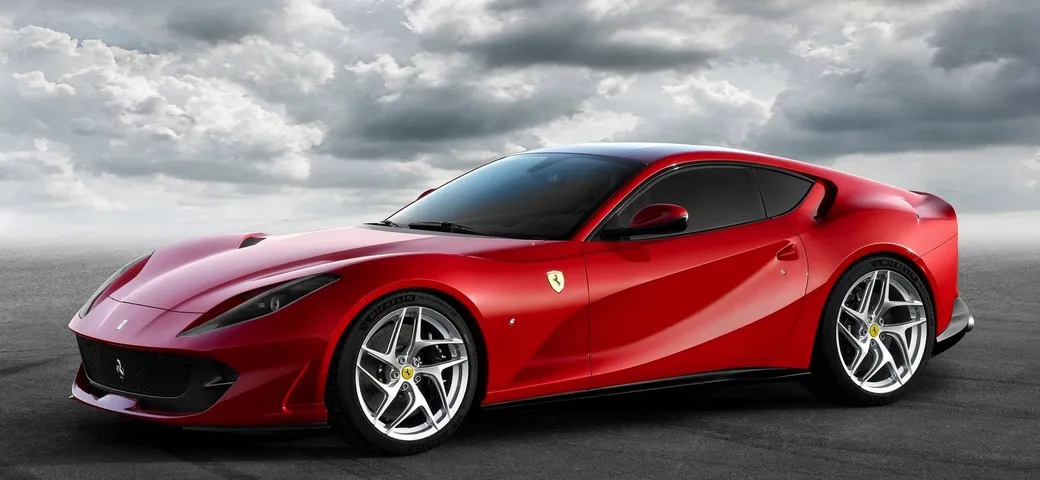 Ferrari 812 Superfast: in arrivo la variante spider?