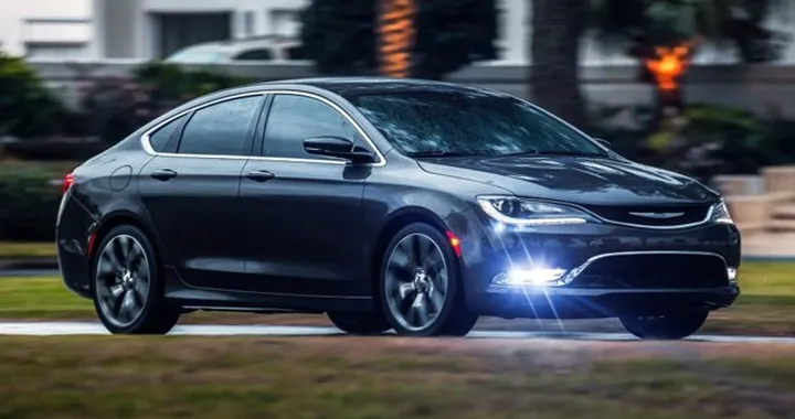 Chrysler 200: lo strano spot in giapponese che fa ridere l'America