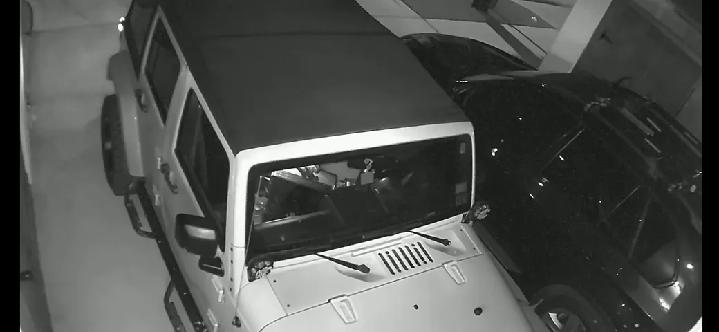 L'auto diventa sempre più tech, i ladri passano al portatile