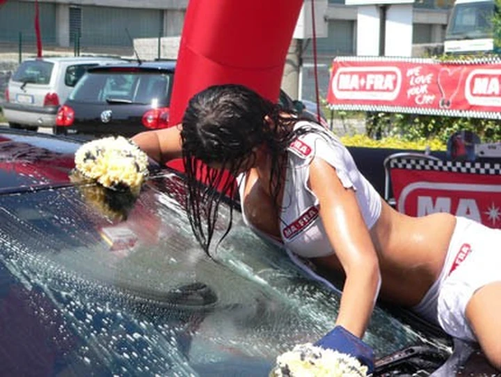 Sexy wash tour