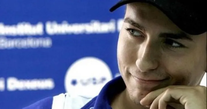 Jorge Lorenzo: "Rossi? Difficile imparare da lui. Spero di vincere il mondiale... un giorno"