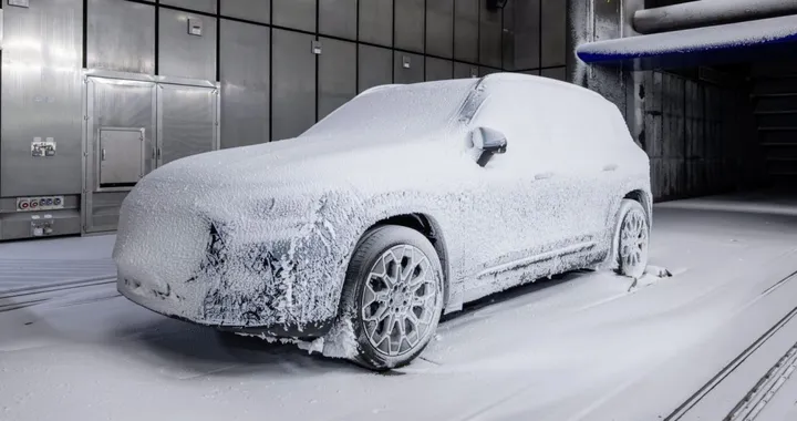 Nuova Mercedes GLB 2026, sarà iper tecnologica: l'anteprima