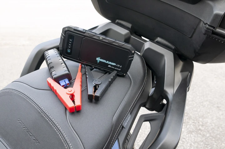 Midland Enerjump MINI: avvia la moto e carica i device