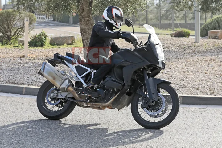 KTM 1290 Super Adventure S e R 2021, arriva il radar: ecco le foto spia