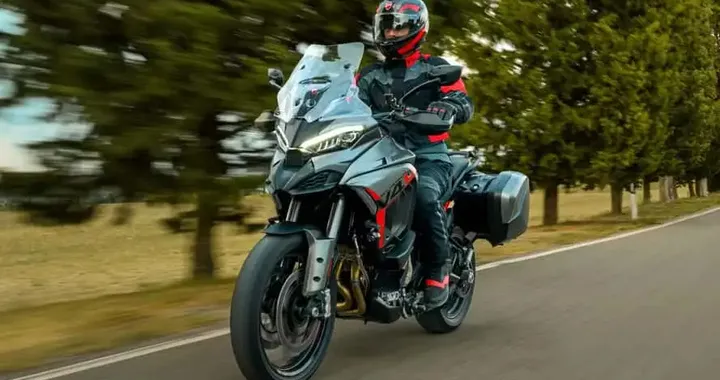 Patente moto, nuove regole: in Irlanda più corsi e restrizioni per 2 anni