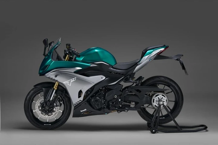 Benelli Tornado 400