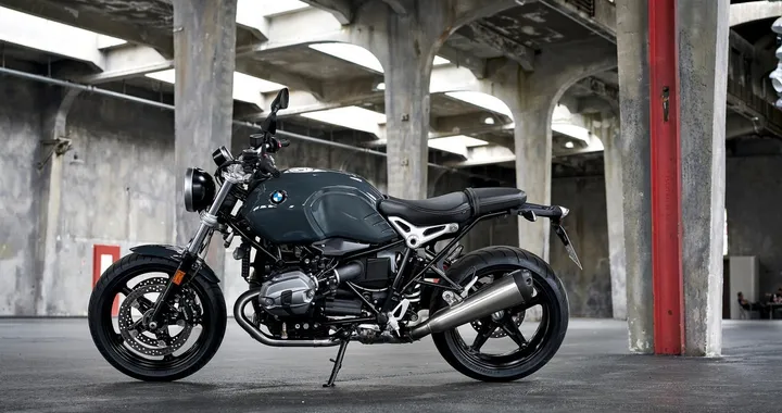 BMW R NineT Pure 2017: dati e prezzo