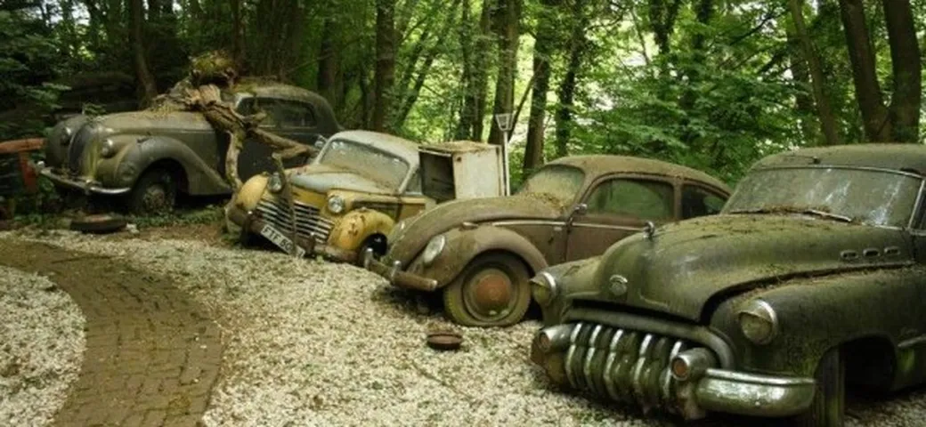 Auto Sculpture Park: quando la natura vince sulla tecnica