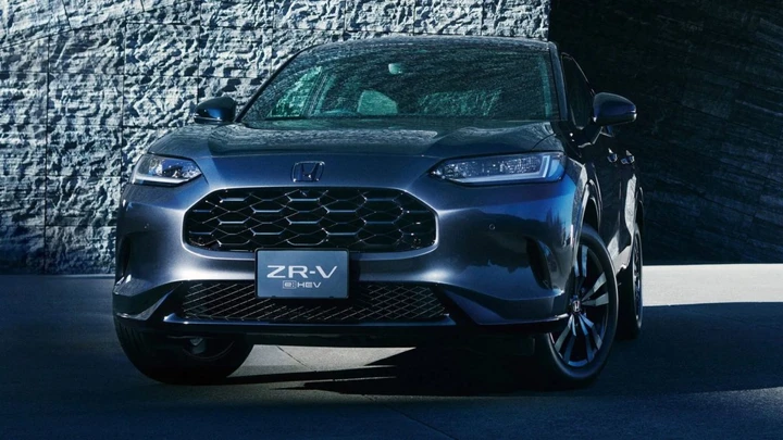 Honda ZR-V, il restyling del SUV ha debuttato in Giappone: com'è
