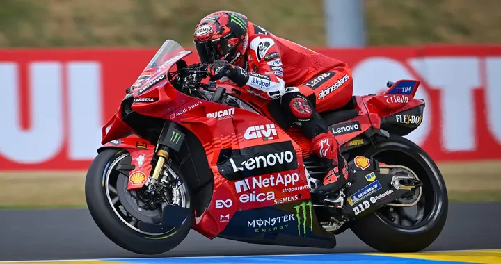Bagnaia spiega l'incidente in Francia: "Non è la prima volta che qui capita una situazione del genere"