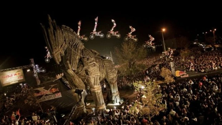 Red Bull X-Fighters Jams: in Turchia per saltare il Cavallo di Troia!