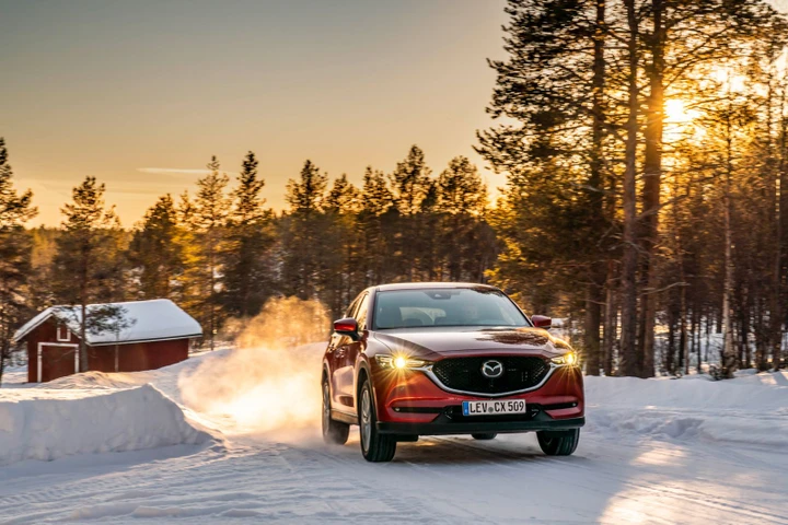 Mazda CX-5: l'impresa sul Circolo Polare Artico