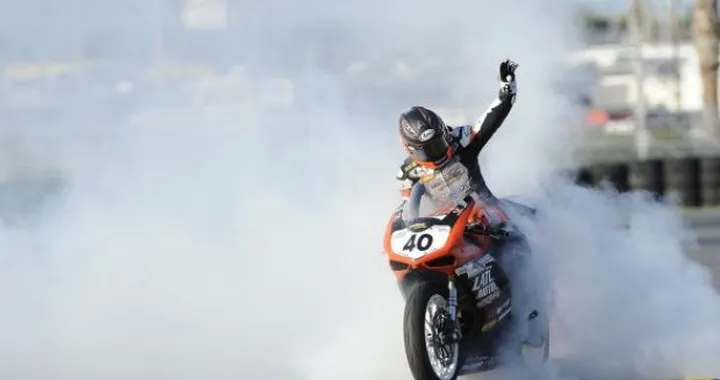 Jason Di Salvo su Ducati 848 Evo vince la 200 Miglia di Daytona