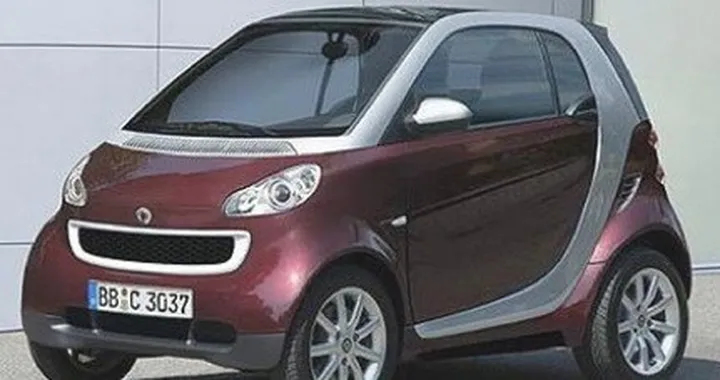 Immagini nuova Smart Fortwo: false?