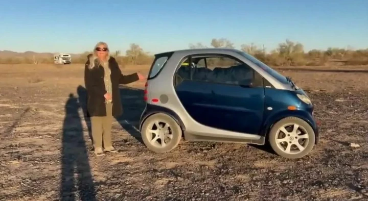 Vivere in una Smart ForTwo, una scelta fuori dal comune