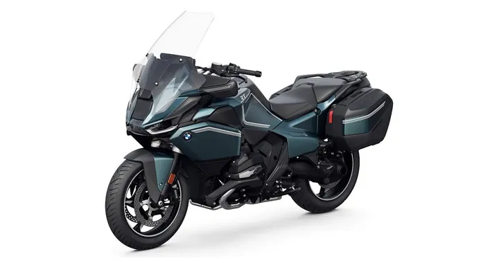 BMW R 1300 RT: tutto sulla nuova moto da turismo con motore boxer