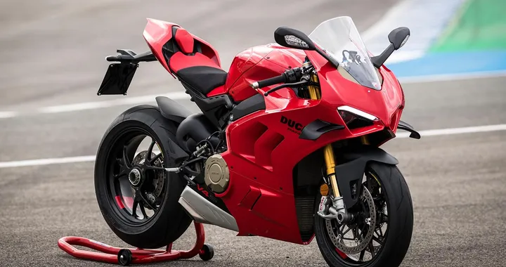Ducati Panigale V4 2023